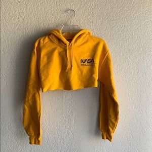 Crop NASA hoodie
